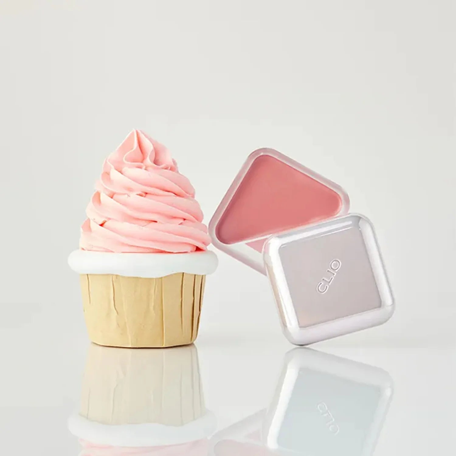 CLIO ESSENTIAL LIPCHEEK TAP BLUR