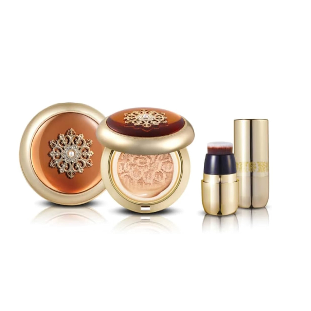 WHOO Cheongidan Radiant Essence Cushion with Cheongidan 3pc Travel Kit