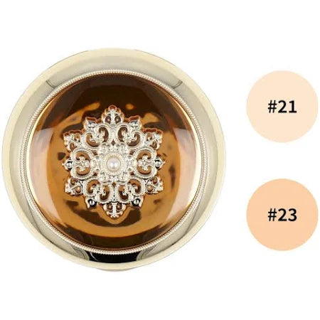 WHOO Cheongidan Radiant Essence Cushion with Cheongidan 3pc Travel Kit