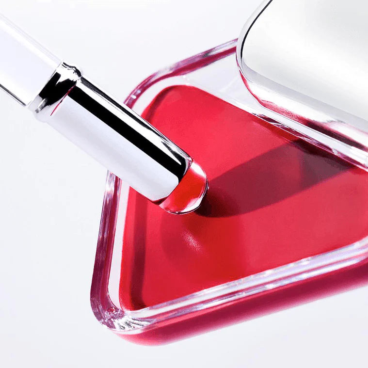 CLIO ESSENTIAL LIPCHEEK TAP