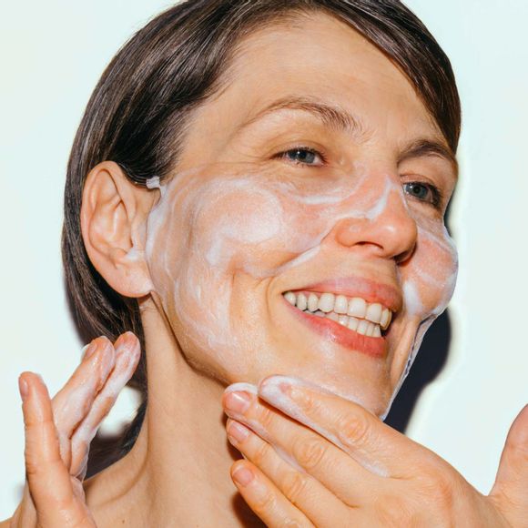 HERB DAY 365 AMINO ACID FACIAL FOAMING CLEANSER  ALOE